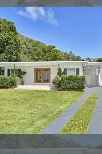 Palm Springs Bungalow Trinity Beach Holiday home