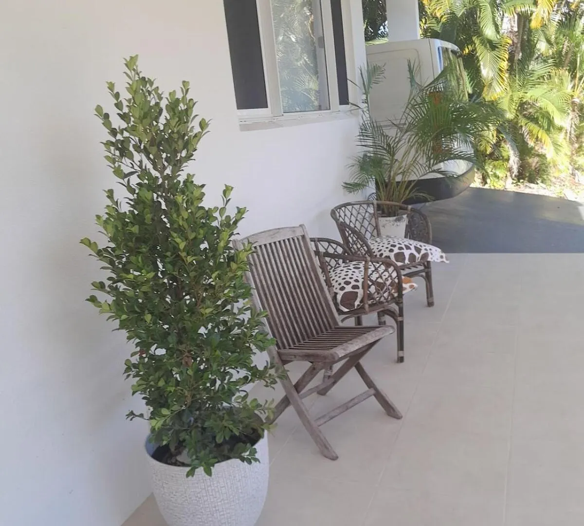 Palm Springs Bungalow Trinity Beach Holiday home